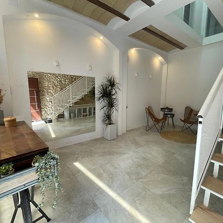 Casa Centrica En Reus Villa Bagian luar foto