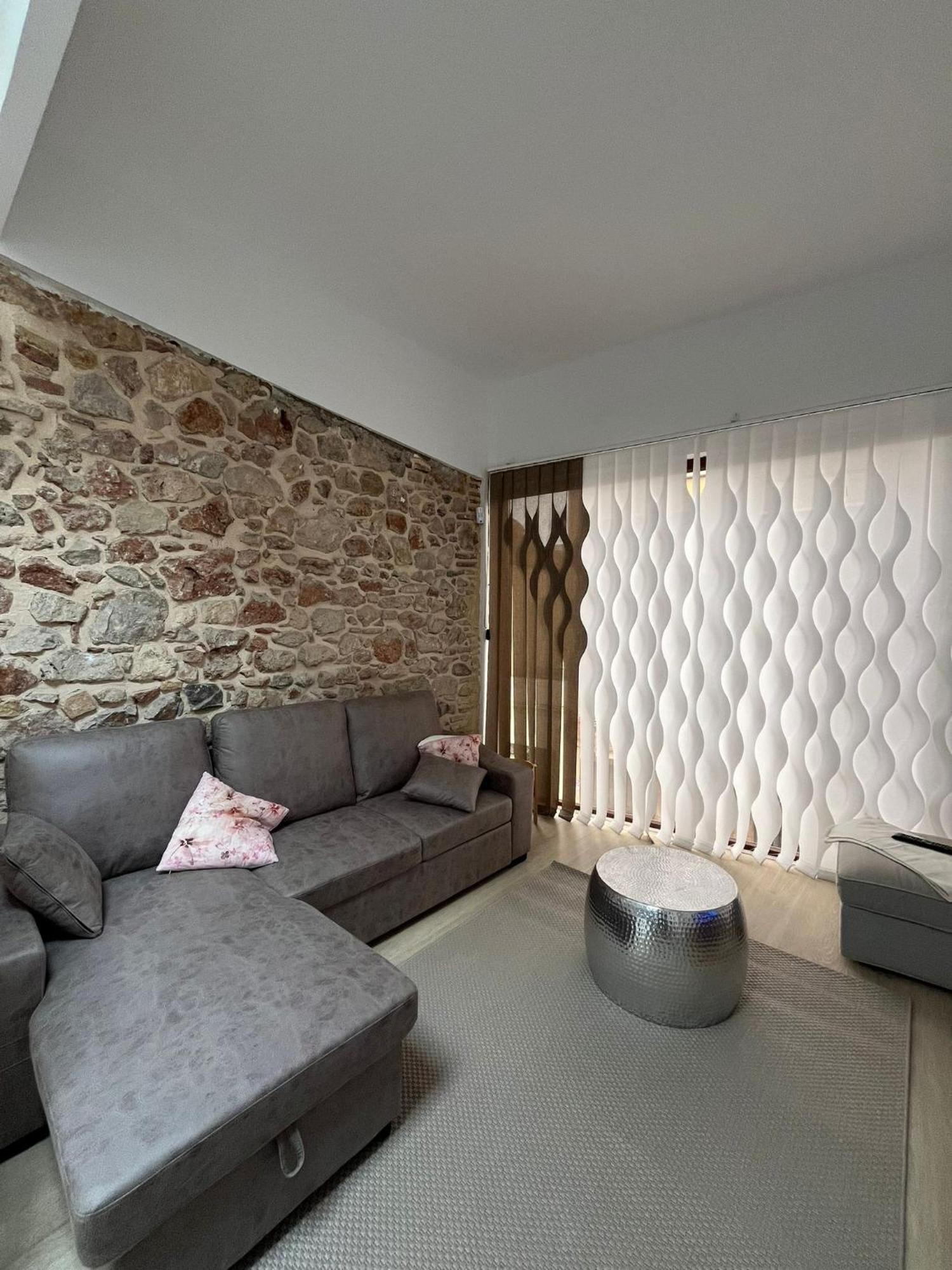Casa Centrica En Reus Villa Bagian luar foto